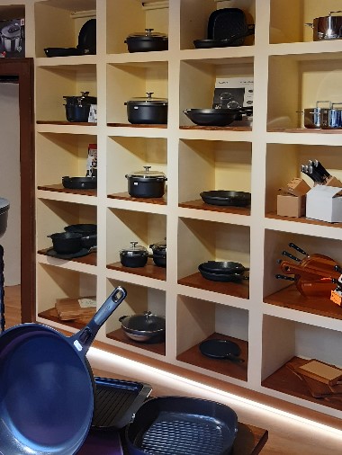 Edoardo Zanotti - Casalinghi